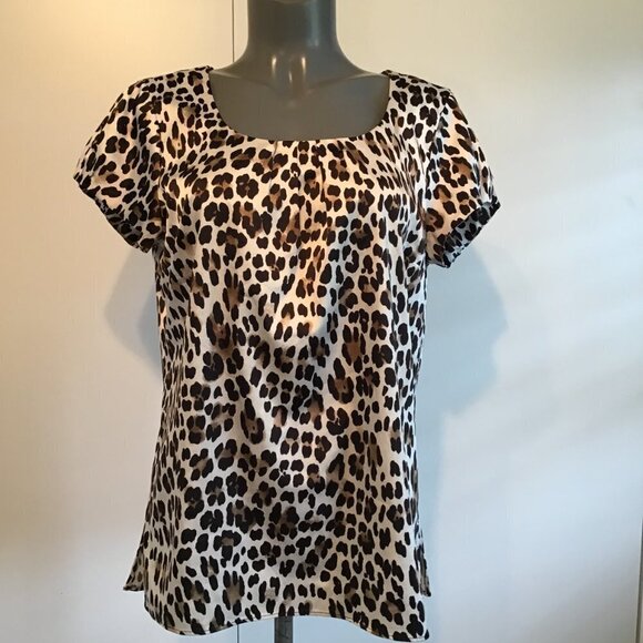 White House Black Market Satin Scoop Neck Leopard Print Top Size M - Picture 1 of 13